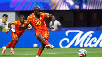 Congo “hủy diệt” Uzbekistan 3-1! Cơn mưa bàn thắng khép lại màn lội ngược dòng đầy uy lực