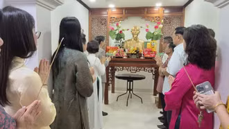 Nhiều hoạt động kỷ niệm 136 năm Ngày sinh Chủ tịch Hồ Chí Minh tại Bangkok, Thái Lan và Lào