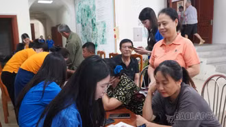 Bắc Hà ra mắt mô hình “1+10”, đưa kỹ năng số đến người dân