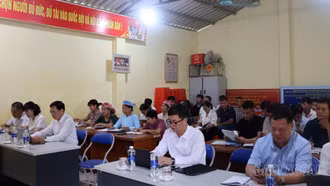 Chủ nhiệm Ủy ban Kiểm tra Tỉnh ủy Nguyễn Minh Toàn dự sinh hoạt chi bộ thường kỳ tại xã Văn Bàn