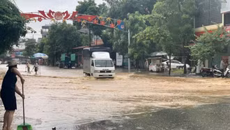 CẢNH BÁO: Lào Cai có mưa dông diện rộng, nguy cơ lốc, sét, mưa đá và mưa lớn cục bộ trong vài giờ tới