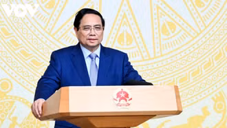 Thủ tướng: Mỗi thầy, cô giáo tiếp tục là tấm gương sáng về rèn đức, luyện tài