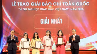 Trao Giải báo chí toàn quốc 'Vì sự nghiệp Giáo dục Việt Nam' năm 2025