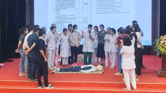 Trên 7 nghìn cán bộ y tế được đào tạo cấp cứu ngừng tuần hoàn và xử trí phản vệ