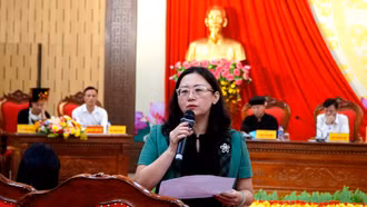 Đồng chí Giàng Thị Dung dự và chỉ đạo tổng duyệt Đại hội điểm MTTQ Việt Nam xã Mậu A