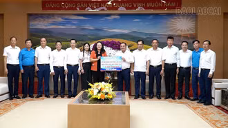 Trao hỗ trợ