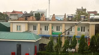 Bộ Y tế yêu cầu bảo đảm thuốc, giường bệnh và cấp cứu sau bão số 10