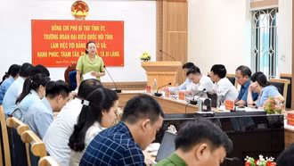 Phó Bí thư Tỉnh ủy Giàng Thị Dung làm việc với các xã Hạnh Phúc, Trạm Tấu, Phình Hồ, Tà Xi Láng 