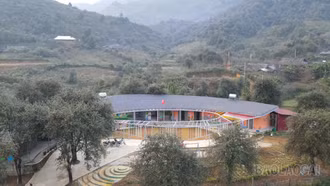 Ngày mới ở Lùng Cúng