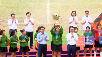 Ảnh trao giải và bế mạc Giải bóng đá các dân tộc thiểu số Việt Nam VTV Cup 2026