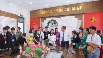 Ra mắt Không gian Hồ Chí Minh tại Thư viện tỉnh Lào Cai