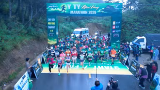 Hơn 100 vận động viên tham gia Giải chạy “Y Tý Mùa Vàng Marathon 2026”