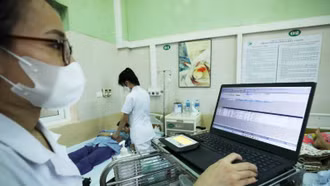 Bộ Y tế yêu cầu gấp rút hoàn thành hồ sơ bệnh án điện tử trong tháng 9/2025