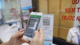 Thanh toán qua QR code tăng gần 200% về giá trị, nhu cầu rút tiền mặt giảm mạnh
