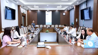 Đoàn Đại biểu Quốc hội tỉnh Lào Cai tập huấn ứng dụng AI, đẩy mạnh chuyển đổi số