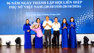 Công ty Điện lực Lào Cai gặp mặt nhân kỷ niệm Ngày 20/10