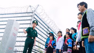Vững vàng một dải biên cương
