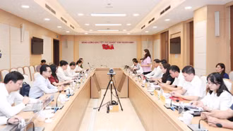 Phó Bí thư Tỉnh ủy Giàng Thị Dung làm việc với Đoàn khảo sát của Ban Tuyên giáo và Dân vận Trung ương