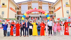Học sinh Lào Cai hân hoan khai giảng năm học mới 2026 - 2027