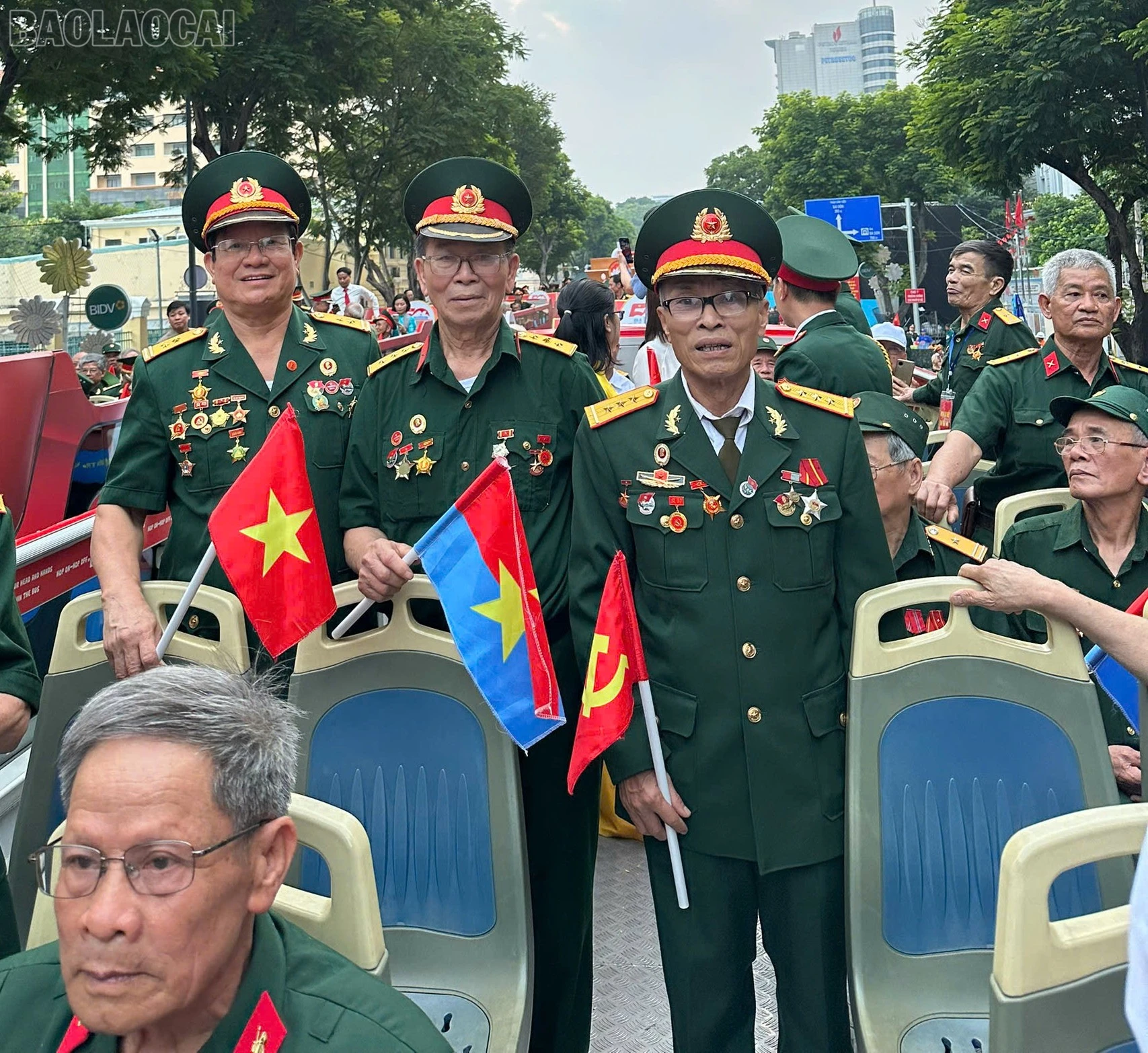 baolaocai-tl_z6555353399404-eeeb4932fb505e124369ea22d70e0ad5.jpg