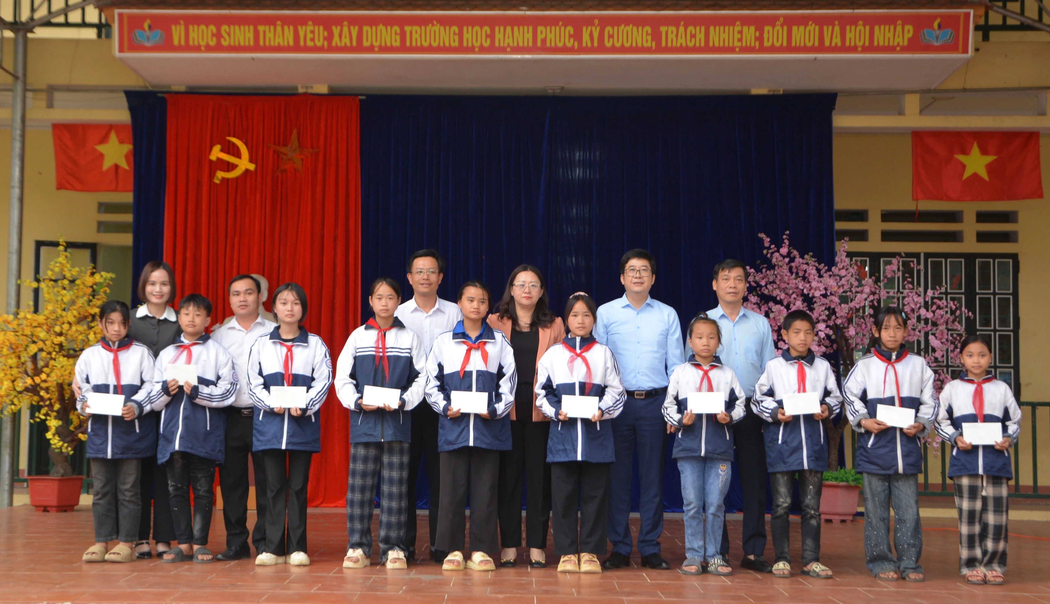 dsc-2017.jpg