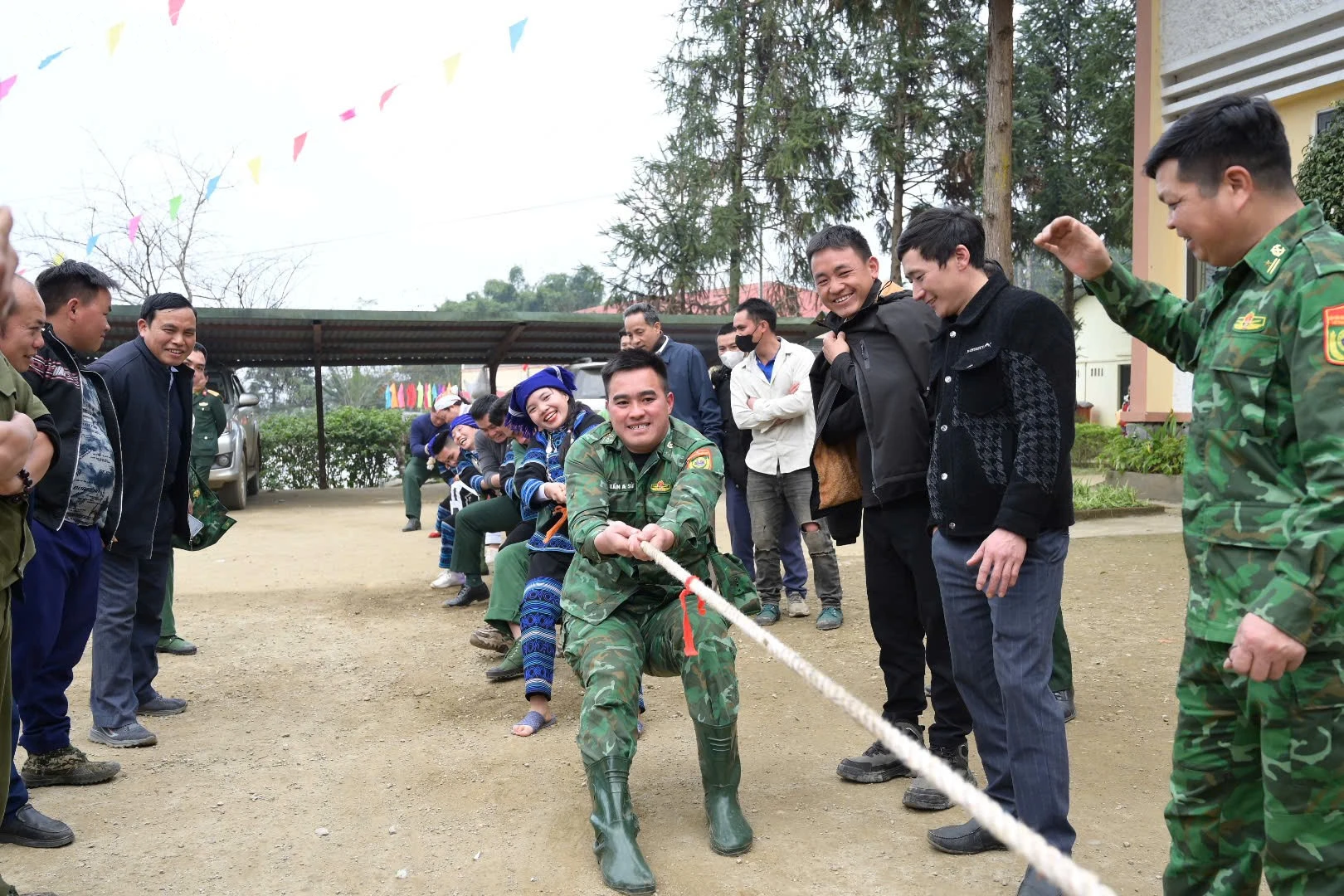 baolaocai-tl_z6192724409616-e088840317f3866a73676bab9bd94829.jpg