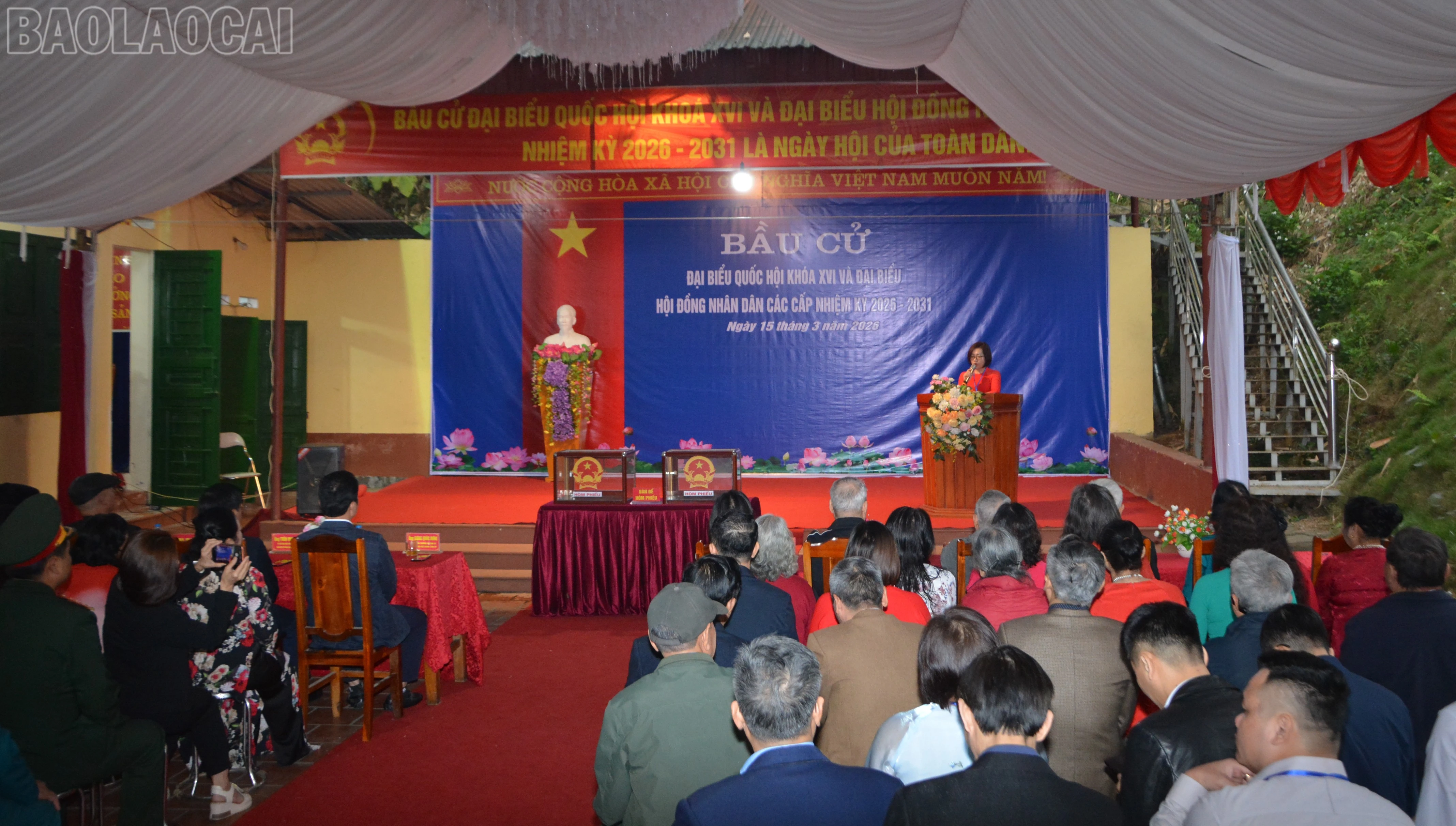 Quang cảnh lễ khai mạc bầu cử.