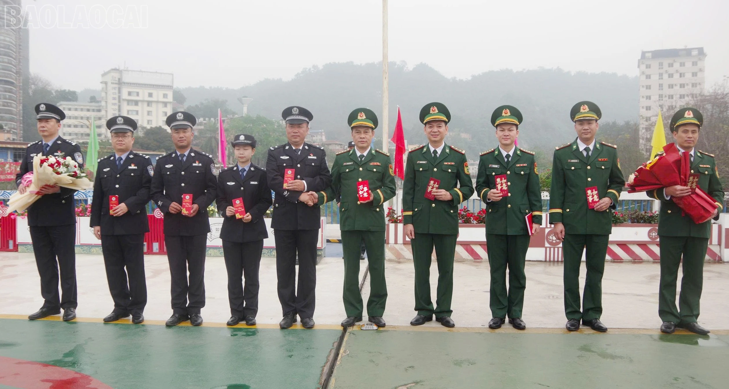 baolaocai-tl_gen-h-z7541234347185-c4aa23666497af751d853ba6a5706971.jpg