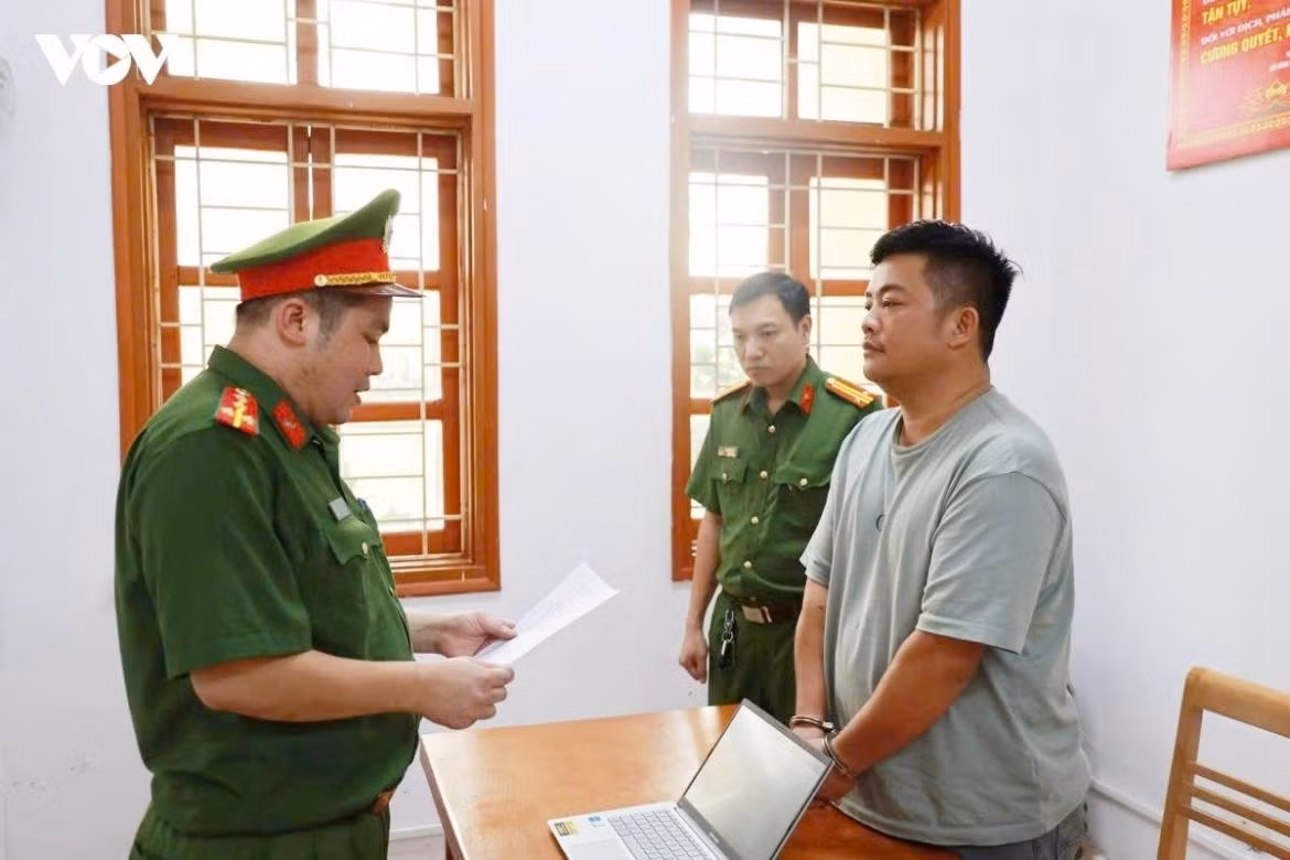 Hải Sapa TV tại cơ quan công an. (Ảnh: Lâm Bùi)