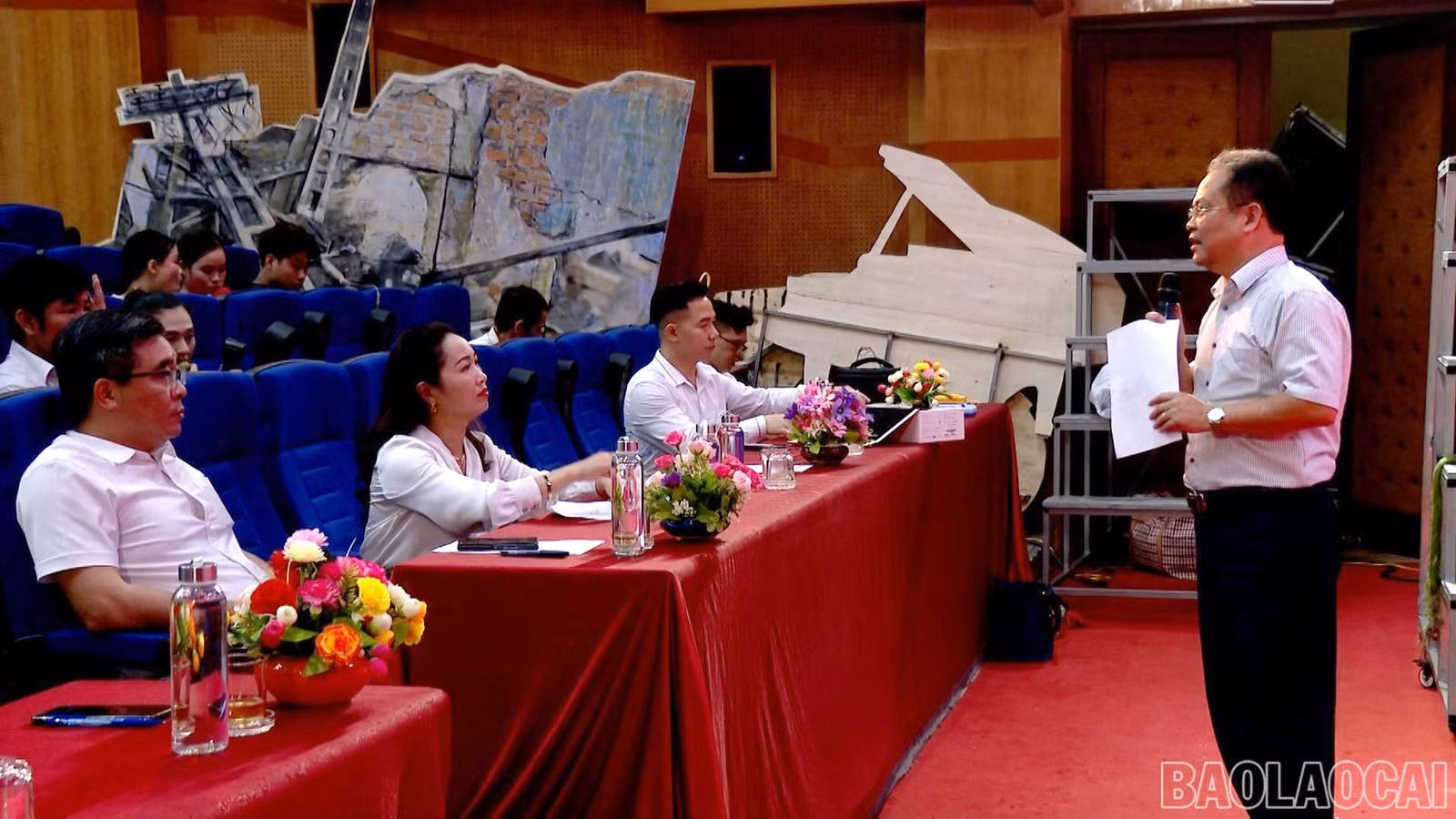 lanh-dao.jpg