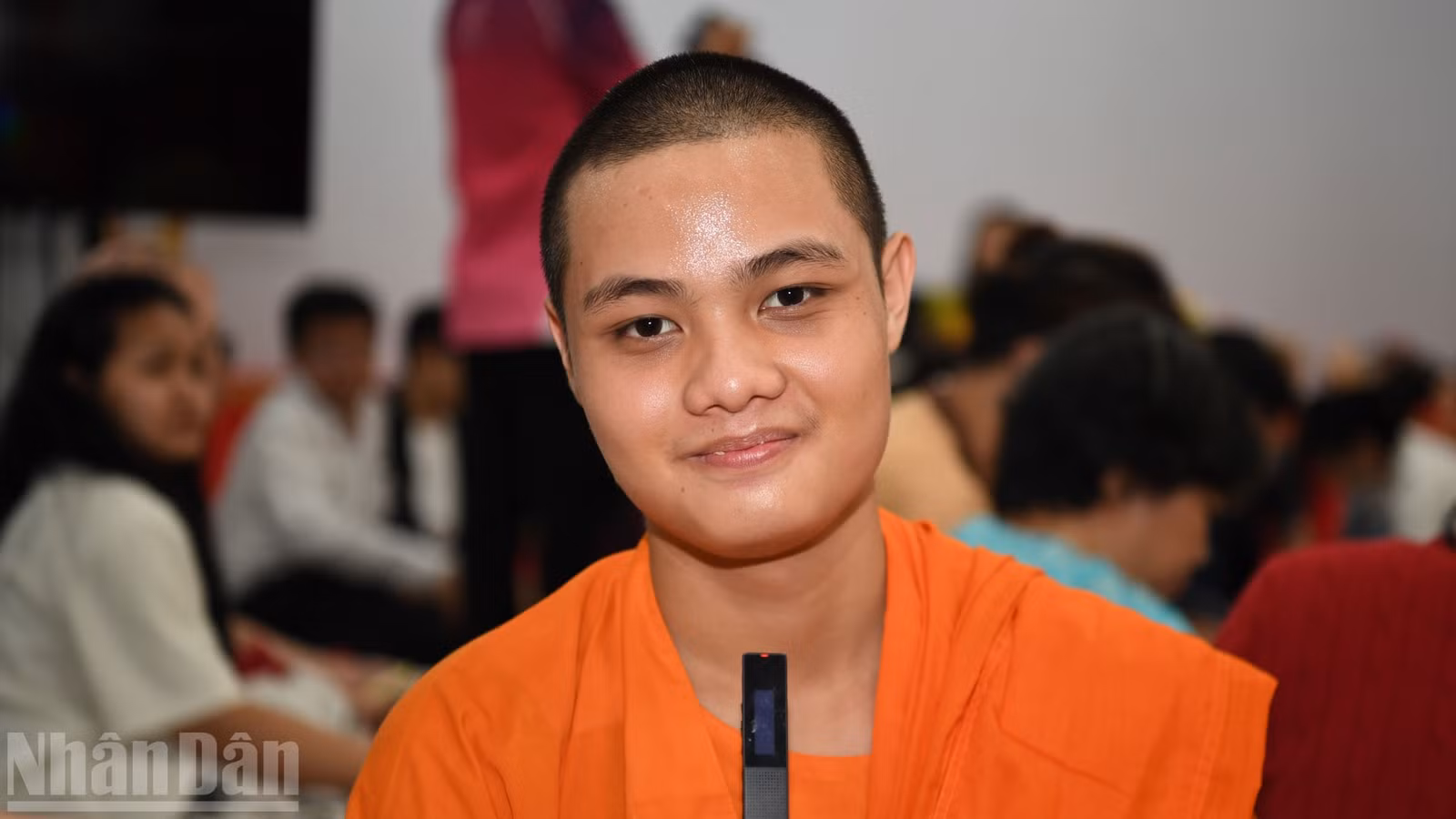 Chú tiểu Utibel chia sẻ rất bất ngờ vì đã tự tay gói được bánh tét trong dịp Tết Bính Ngọ 2026.
