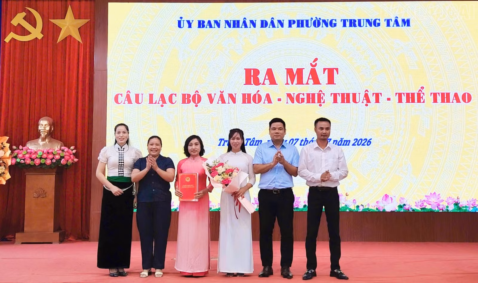 baolaocai-tr_lanh-dao-phuong-trao-quyet-dinh-thanh-lap-cau-lac-bo-van-hoa-nghe-thuat-the-thao-nong-cot-527.jpg