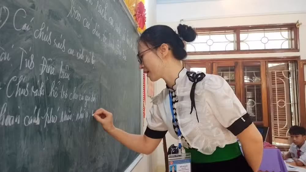 Sau sắp xếp trường lớp, số lượng giáo viên tăng lên. (Ảnh: Phạm Mai/Vietnam+)