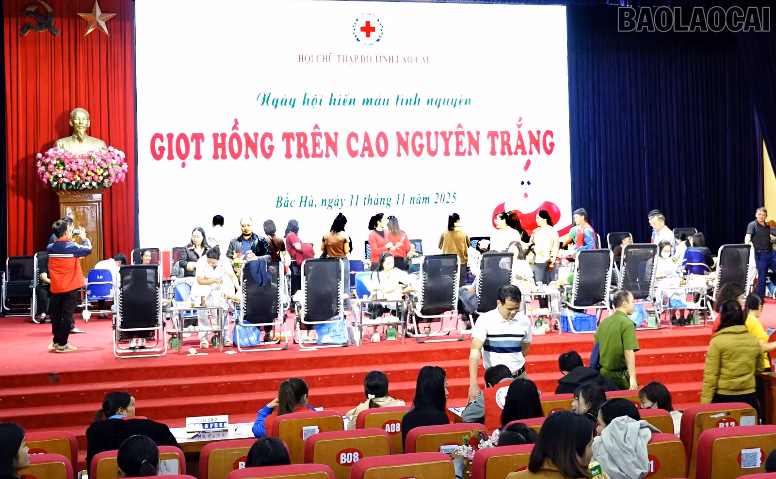 baolaocai-tr_chuong-trinh-hien-mau-tinh-nguyen-nam-2025-da-nhan-duoc-nhieu-su-tham-gia-cua-can-bo-cong-nhan-vien-chuc-luc-luong-vu-trang-bac-ha.jpg