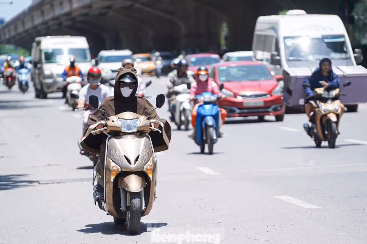 Miền Bắc đang trải qua một trong những tháng 10 nóng nhất lịch sử.