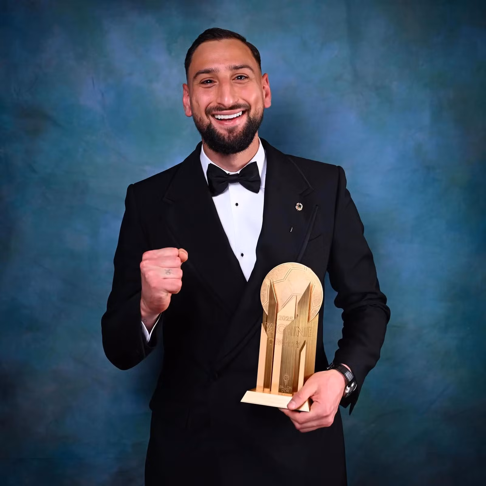 Thủ thành Gianluigi Donnarumma giành giải Yashin Trophy 2025 của tạp chí Pháp France Football. Ảnh: Ballon d’Or