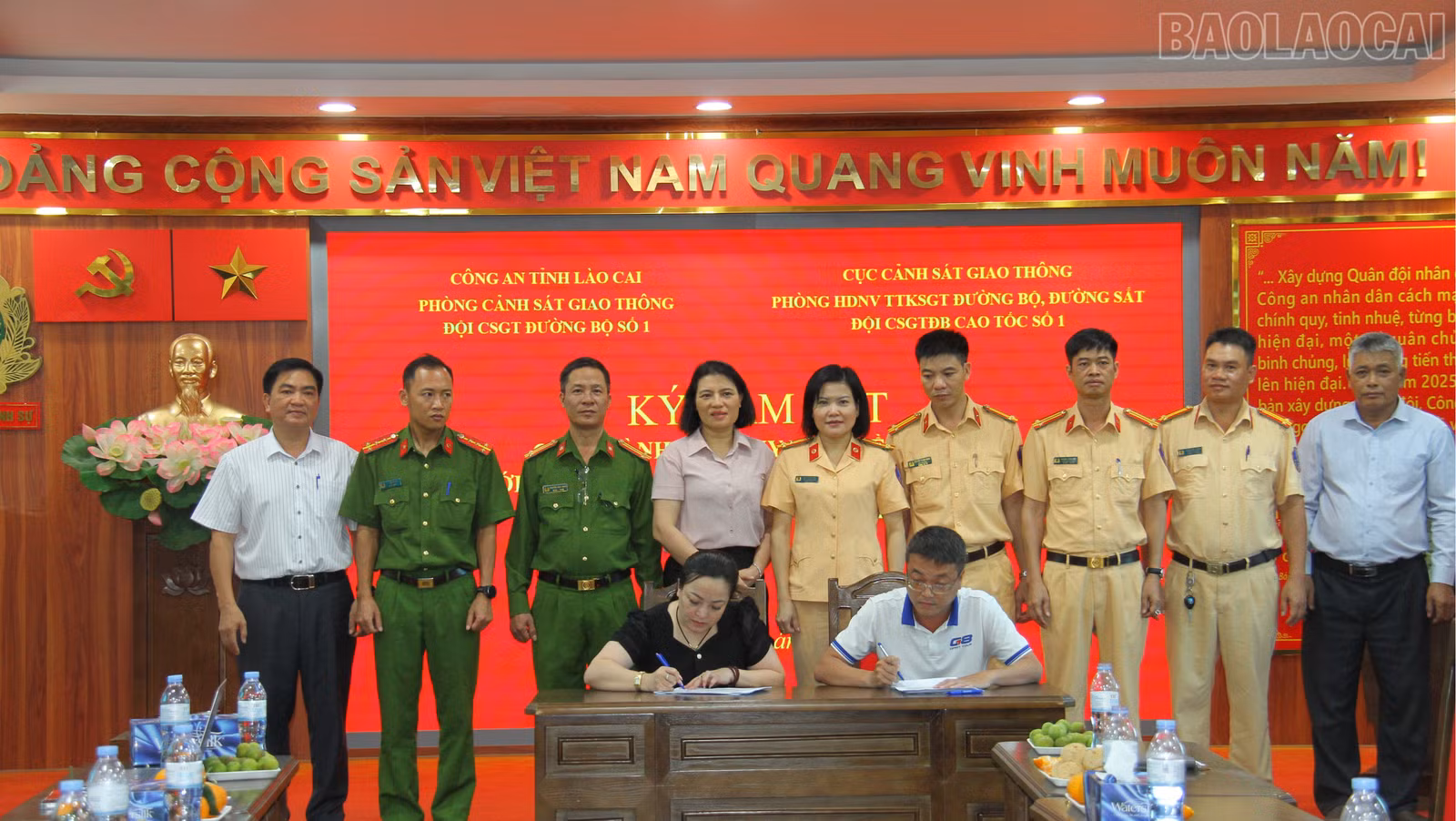 baolaocai-tr_anh-5-cac-doanh-nghiep-kinh-doanh-van-tai-ky-cam-ket-dam-bao-trat-tu-atgt-nam-2026-2-1-9991.jpg