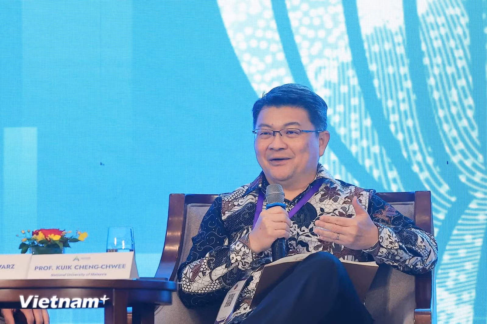 Giáo sư Kuik Cheng-Chwee, Viện Nghiên cứu Malaysia và Quốc tế (IKMAS) thuộc Đại học Quốc gia Malaysia (UKM).