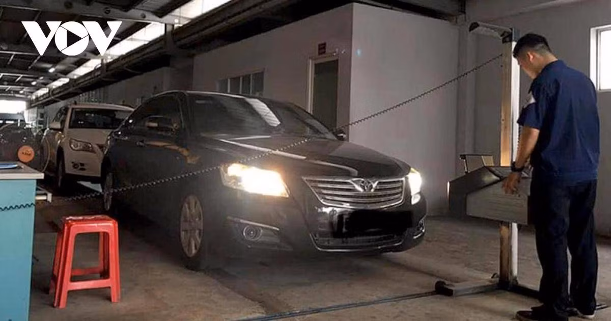 Bộ Xây dựng đang lấy ý kiến dự thảo Thông tư về trình tự, thủ tục kiểm định và miễn kiểm định lần đầu đối với xe cơ giới, xe máy chuyên dùng. Trong đó, nhiều trường hợp ôtô độ trang, thiết bị nội, ngoại thất nhưng không coi là cải tạo sẽ được đăng kiểm nếu các hạng mục kiểm tra khác đều đạt.