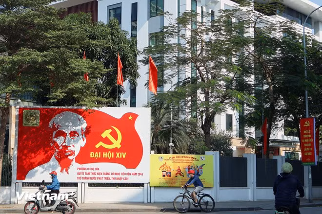 Với chủ đề xuyên suốt thể hiện rõ tầm nhìn, bản lĩnh và khát vọng phát triển, Đại hội XIV khẳng định vai trò bước ngoặt đối với sự nghiệp xây dựng và bảo vệ Tổ quốc, đồng thời đánh dấu tròn 100 năm Đảng lãnh đạo cách mạng Việt Nam. Sự gắn bó máu thịt giữa Đảng và Nhân dân tiếp tục là nền tảng vững chắc, là nguồn sức mạnh quyết định cho chặng đường phát triển mới của đất nước.