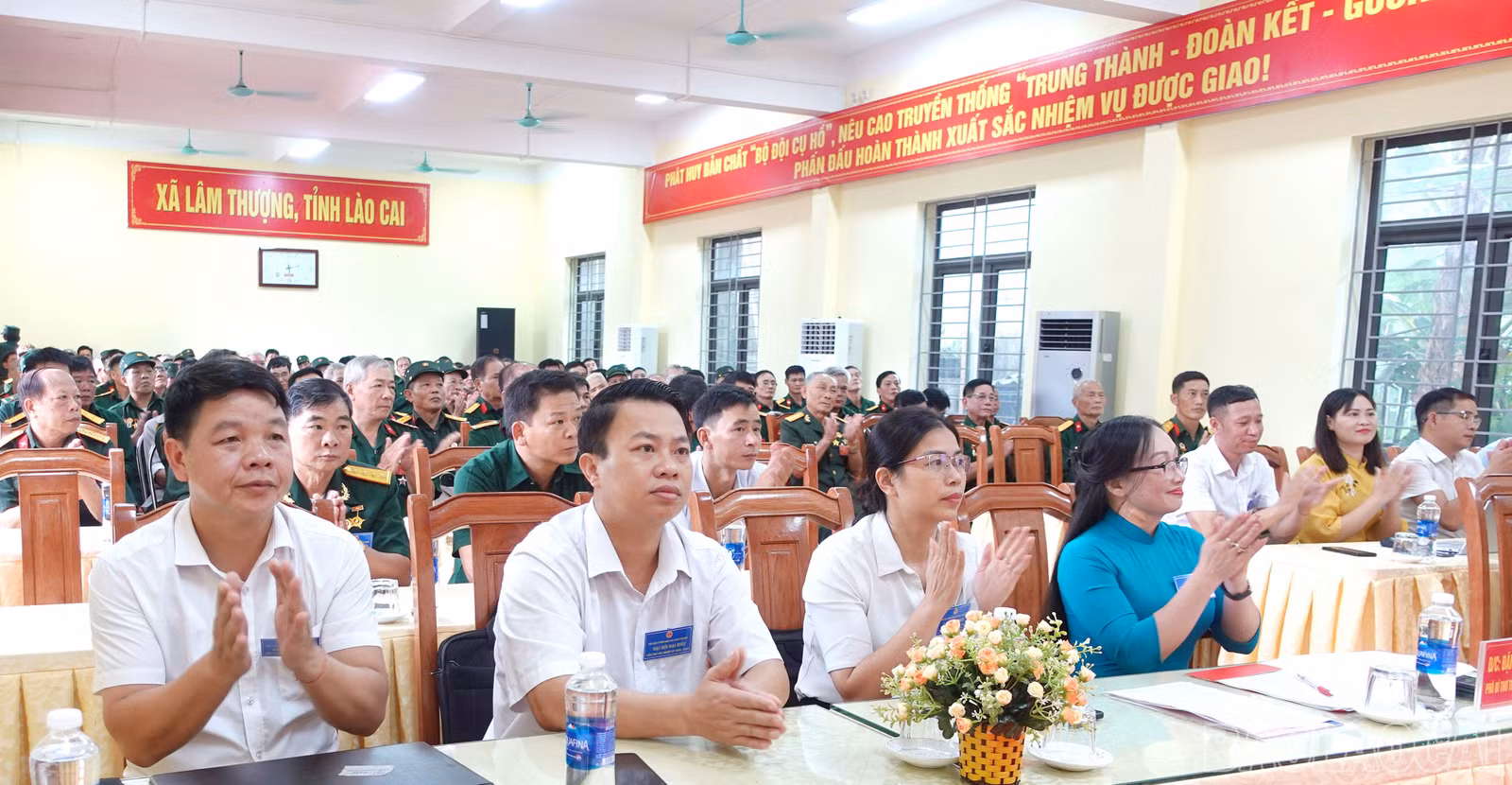 baolaocai-br_dai-bieu-tham-du-dai-hoi-4788.jpg
