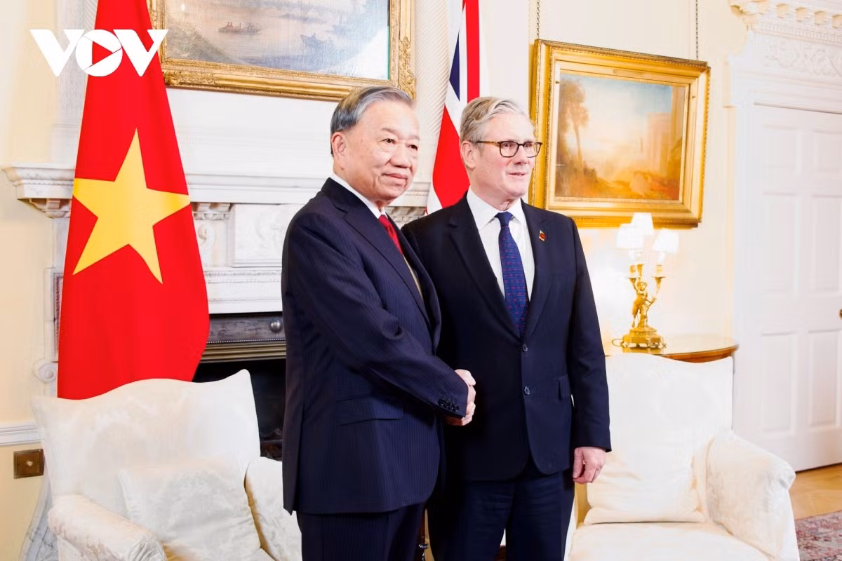 Việt Nam và Anh thiết lập quan hệ Đối tác Chiến lược Toàn diện trong chuyến thăm chính thức của Tổng Bí thư Tô Lâm.