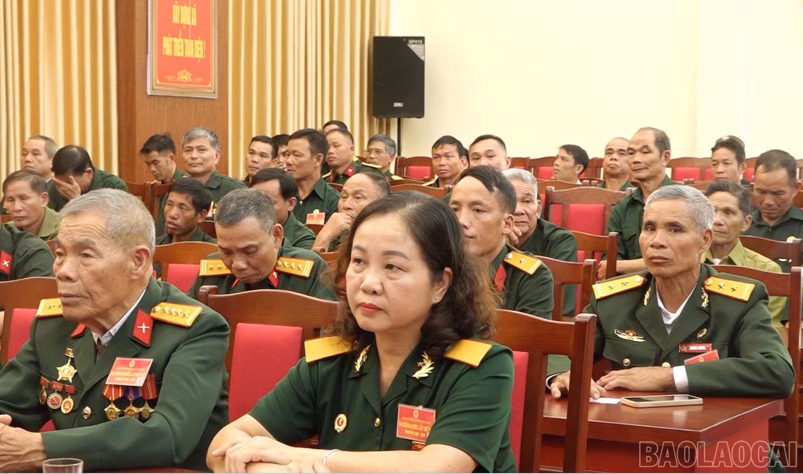 baolaocai-br_cac-dai-bieu-ve-du-dh.png