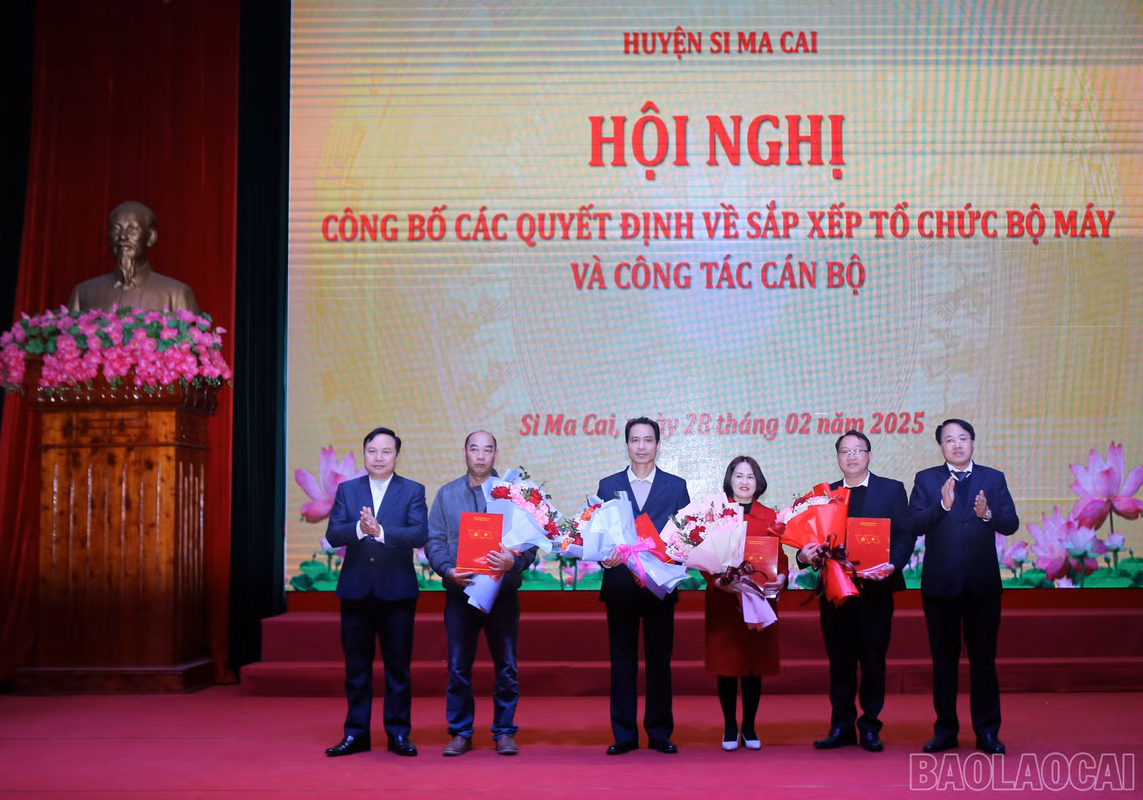 Công bố quyết định điều động, tiếp nhận, bổ nhiệm lãnh đạo đối với các phòng, đơn vị không nằm trong diện sáp nhập.