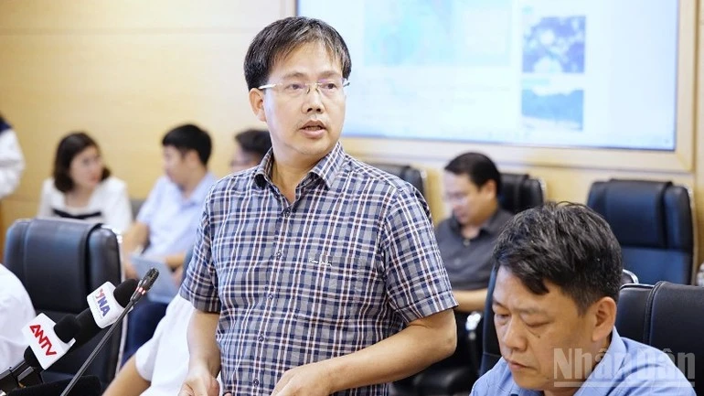Mai Văn Khiêm - Giám đốc Trung tâm Dự báo Khí tượng Thủy văn quốc gia chia sẻ về những diễn tiến bão Ragasa.