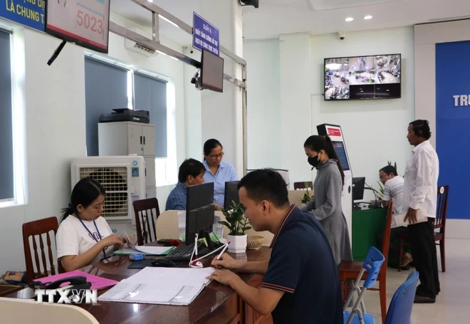Việc sắp xếp, tinh gọn bộ máy không ảnh hưởng đến chất lượng phục vụ người dân trong giải quyết các thủ tục hành chính.