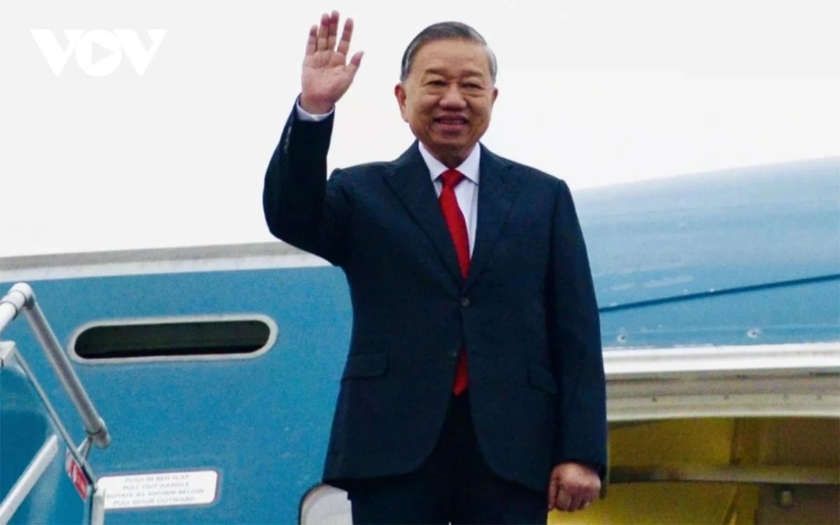 Tổng Bí thư Tô Lâm lên đường thăm Cấp Nhà nước tới Lào.