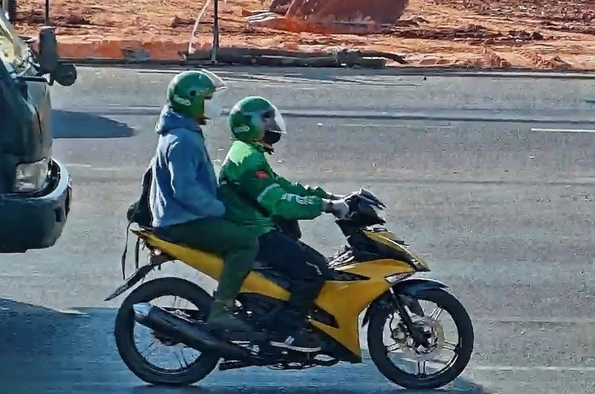 gl1.jpg