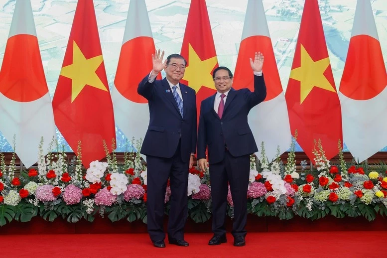 Thủ tướng Phạm Minh Chính và Thủ tướng Nhật Bản Ishiba Shigeru - Ảnh: VGP/Nhật Bắc