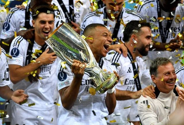 Mbappe và danh hiệu châu Âu cấp câu lạc bộ đầu tiên.